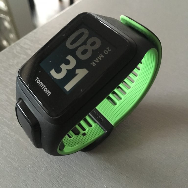 tomtom runner 3 spotify